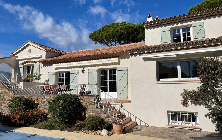 La gamme de fenêtres PVC à MERIGNAC