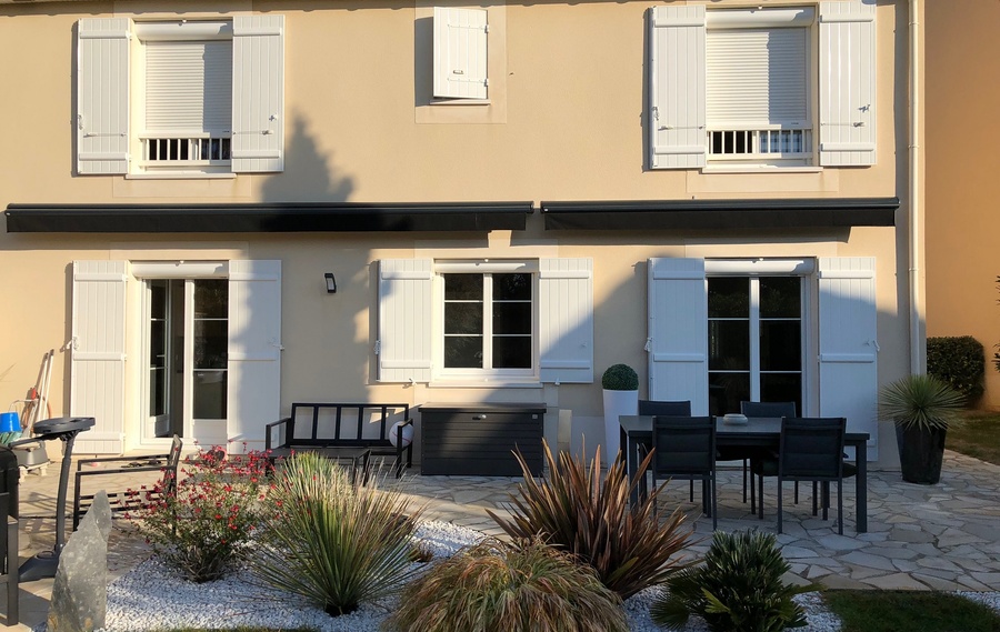 Volets battants classiques à MERIGNAC