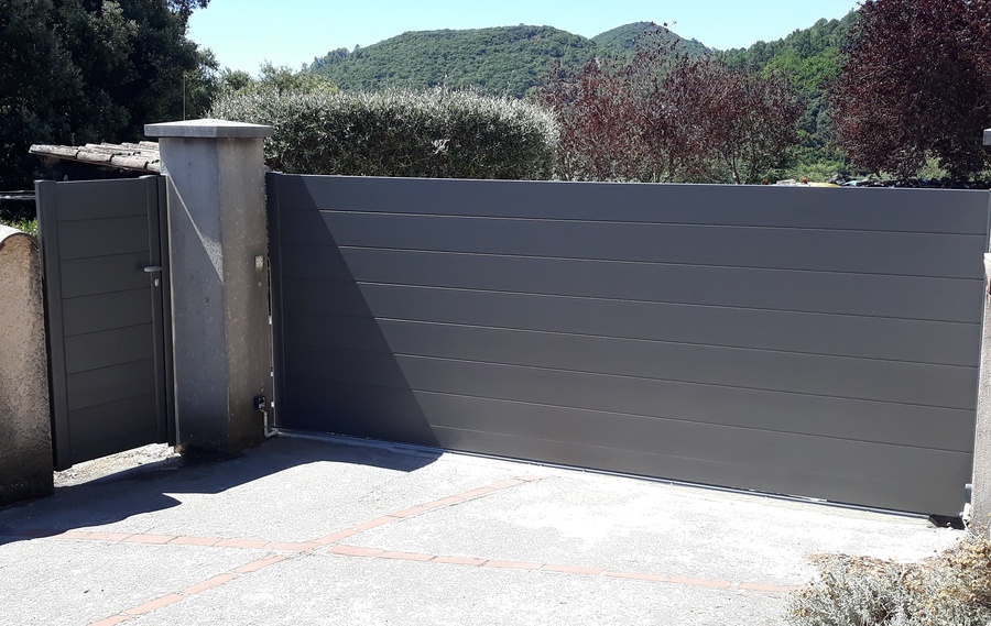 Nos modèles de portails ALU à MERIGNAC